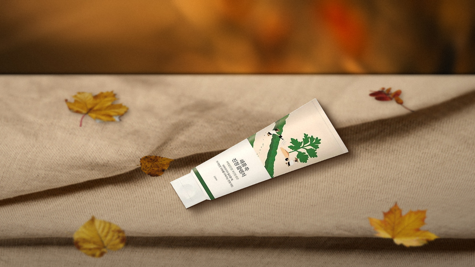 SkinNote No. 13 — Face Feels Tight After Washing? Soften Your Cleanse for Autumn